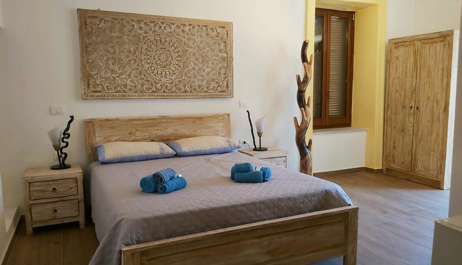 B&B I Viaggi Di Edo Crotone Exterior foto